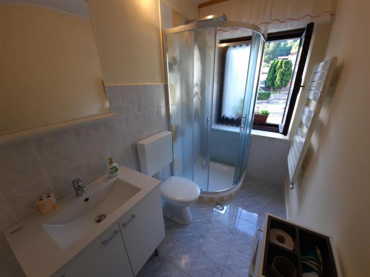 Chalet And Apartment Zonir With Sauna Kobarid Exterior foto