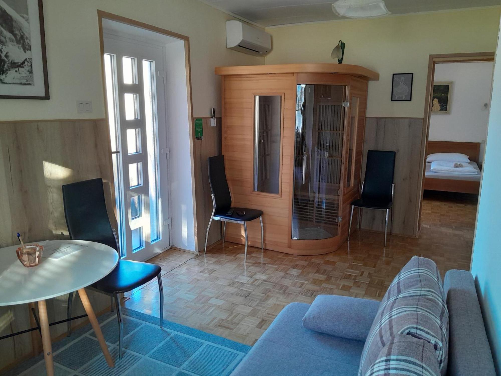 Chalet And Apartment Zonir With Sauna Kobarid Exterior foto
